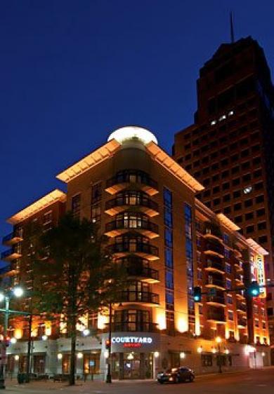 Hotel Courtyard Downtown 3*