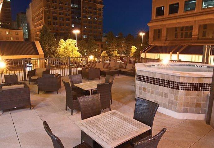 Courtyard Downtown Hotel Memphis